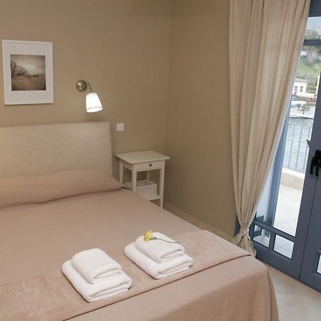 Boutique Hotel Iasmos Trizonia Exterior photo
