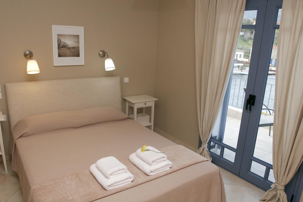 Boutique Hotel Iasmos Trizonia Exterior photo