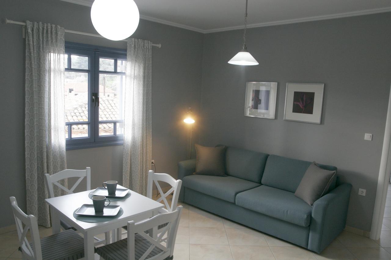 Boutique Hotel Iasmos Trizonia Exterior photo