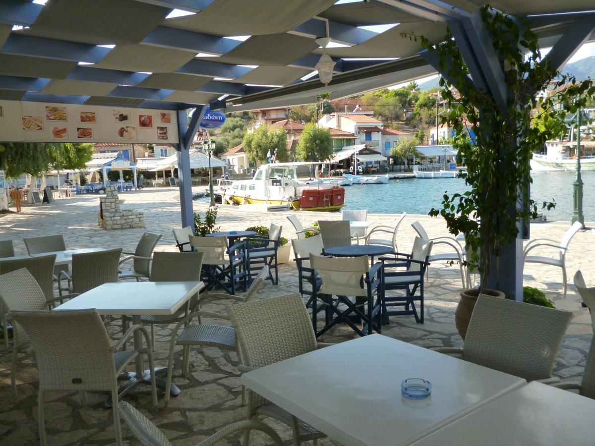 Boutique Hotel Iasmos Trizonia Exterior photo